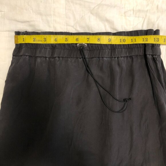 Elizabeth and James 100% Silk Mini Skirt Black Small | Archival | The Row - Picture 11 of 12